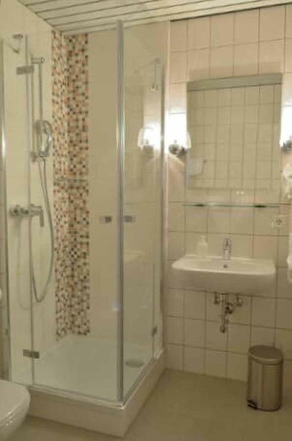 Hotel Bayerischer Hof 瓦尔德萨森 外观 照片